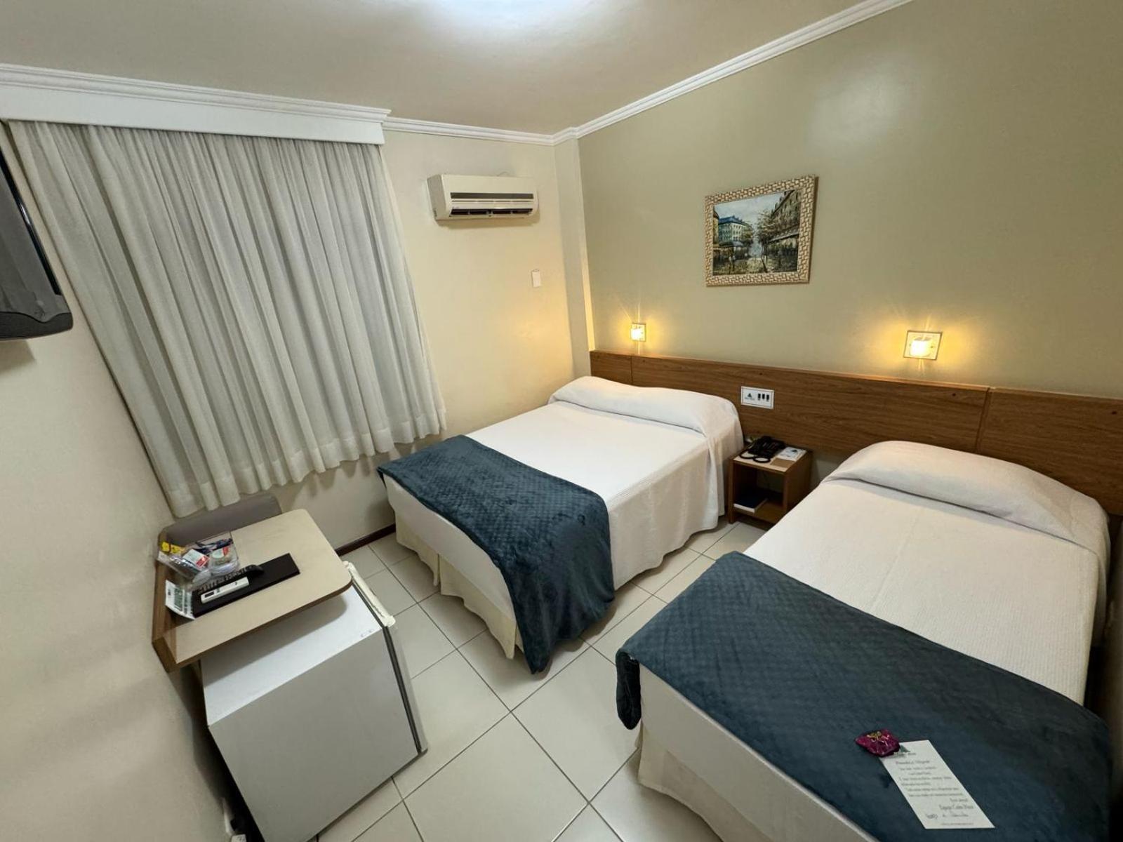 לונדרינה Cedro Hotel מראה חיצוני תמונה