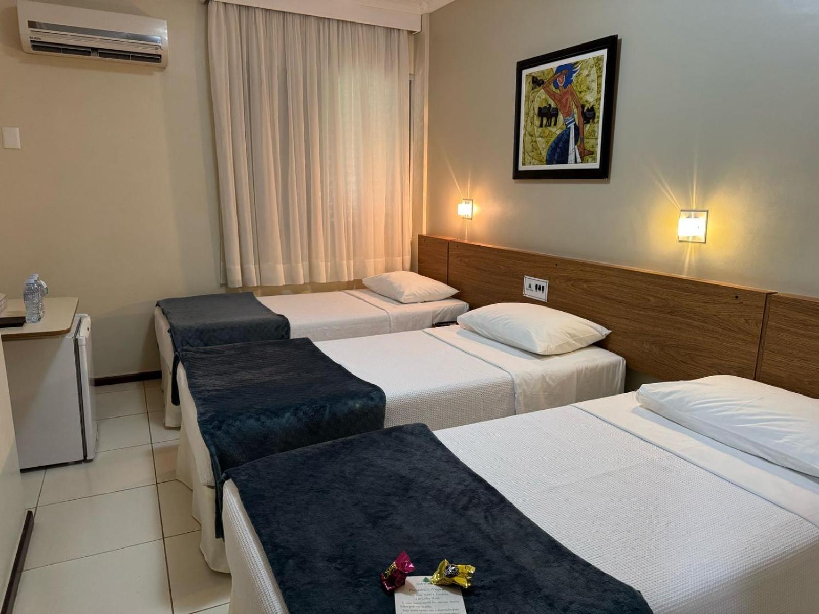 לונדרינה Cedro Hotel מראה חיצוני תמונה